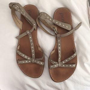 Peek summer sandals